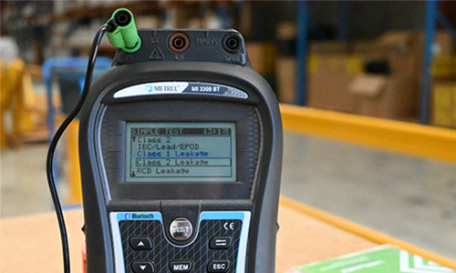 PAT Tester Showing Leakage Test